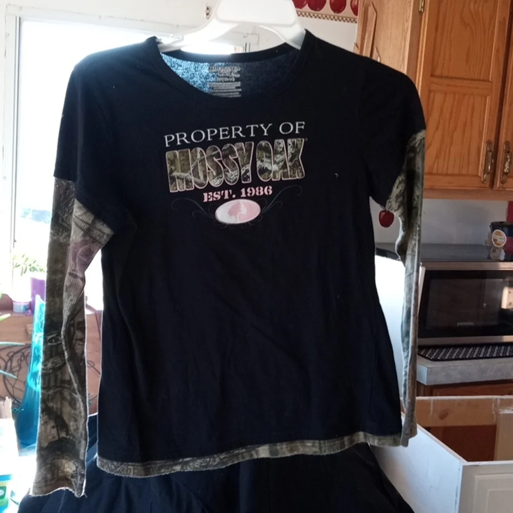 Shirt - Picture 1 of 2